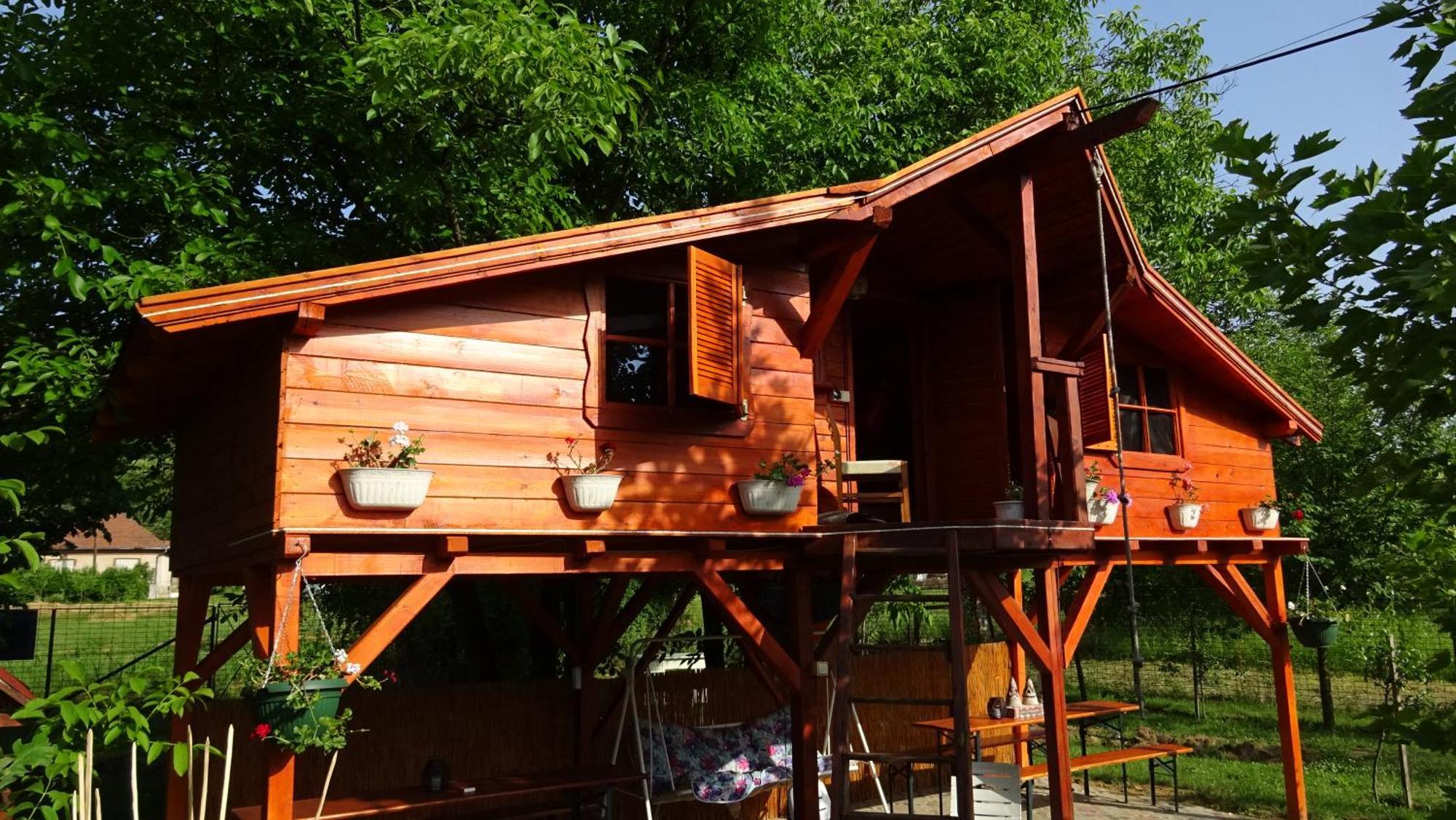 Holiday Vendeghaz Es Szabadidokert Jardanhaza Extérieur photo