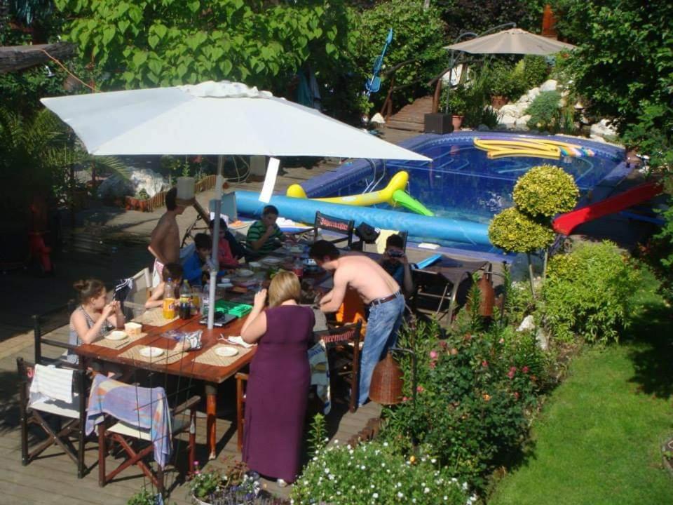 Holiday Vendeghaz Es Szabadidokert Jardanhaza Extérieur photo