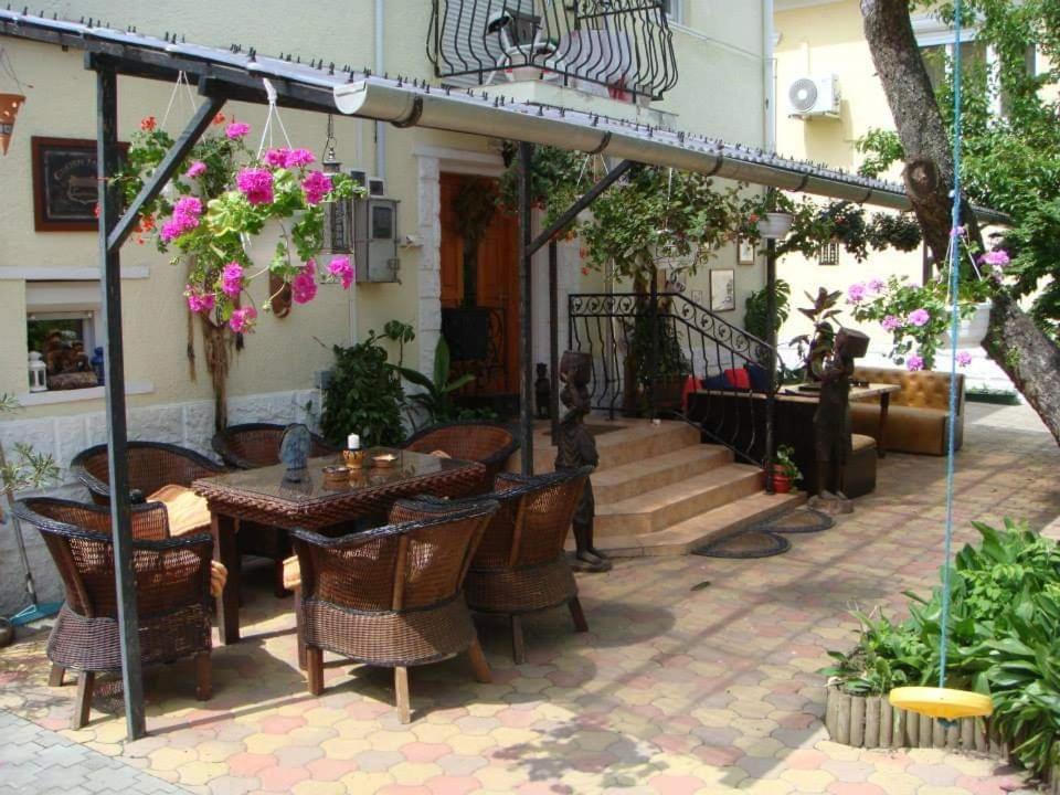 Holiday Vendeghaz Es Szabadidokert Jardanhaza Extérieur photo