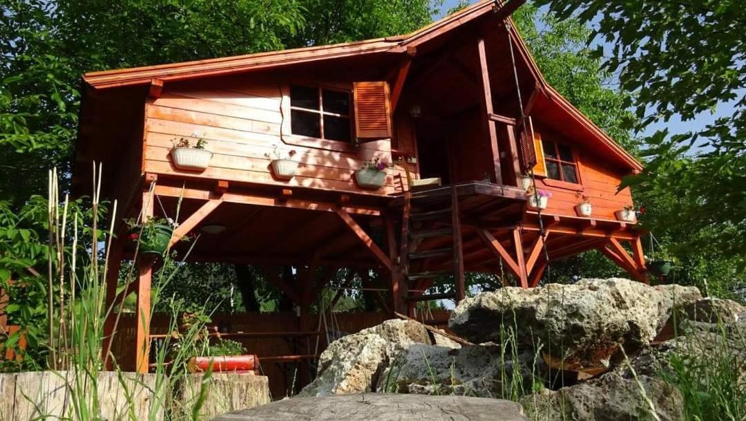 Holiday Vendeghaz Es Szabadidokert Jardanhaza Extérieur photo