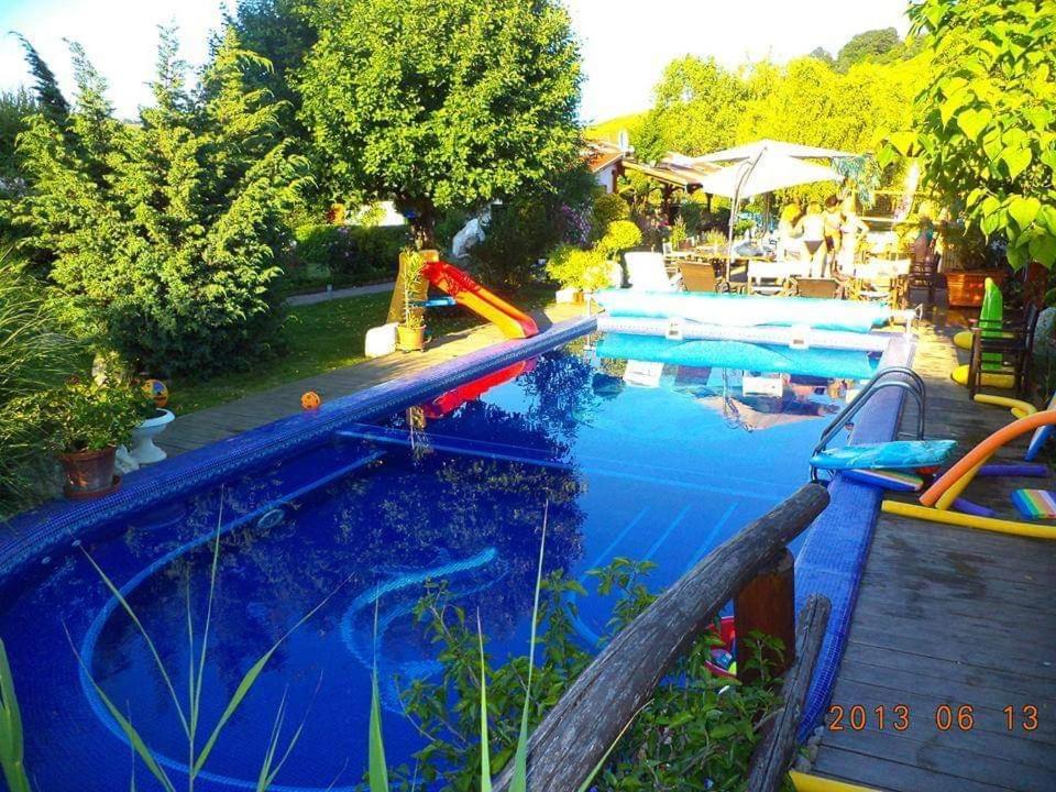 Holiday Vendeghaz Es Szabadidokert Jardanhaza Extérieur photo