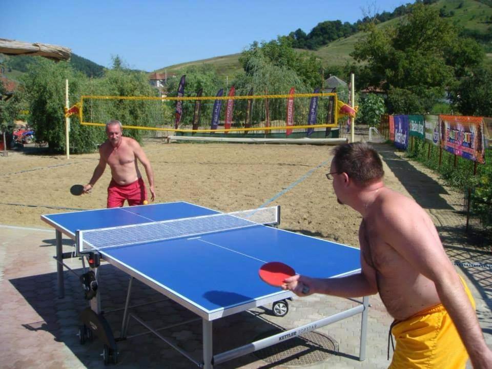 Holiday Vendeghaz Es Szabadidokert Jardanhaza Extérieur photo
