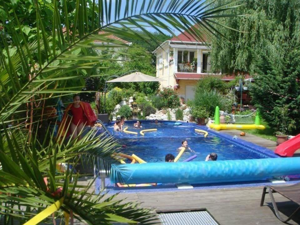 Holiday Vendeghaz Es Szabadidokert Jardanhaza Extérieur photo